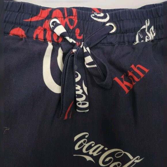 kith Coca Cola Vintage Shorts Size Small NOWT - Picture 4 of 11